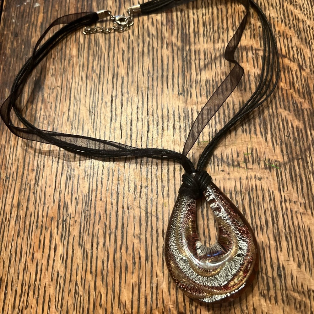 Black and Gold Glass Pendant Necklace